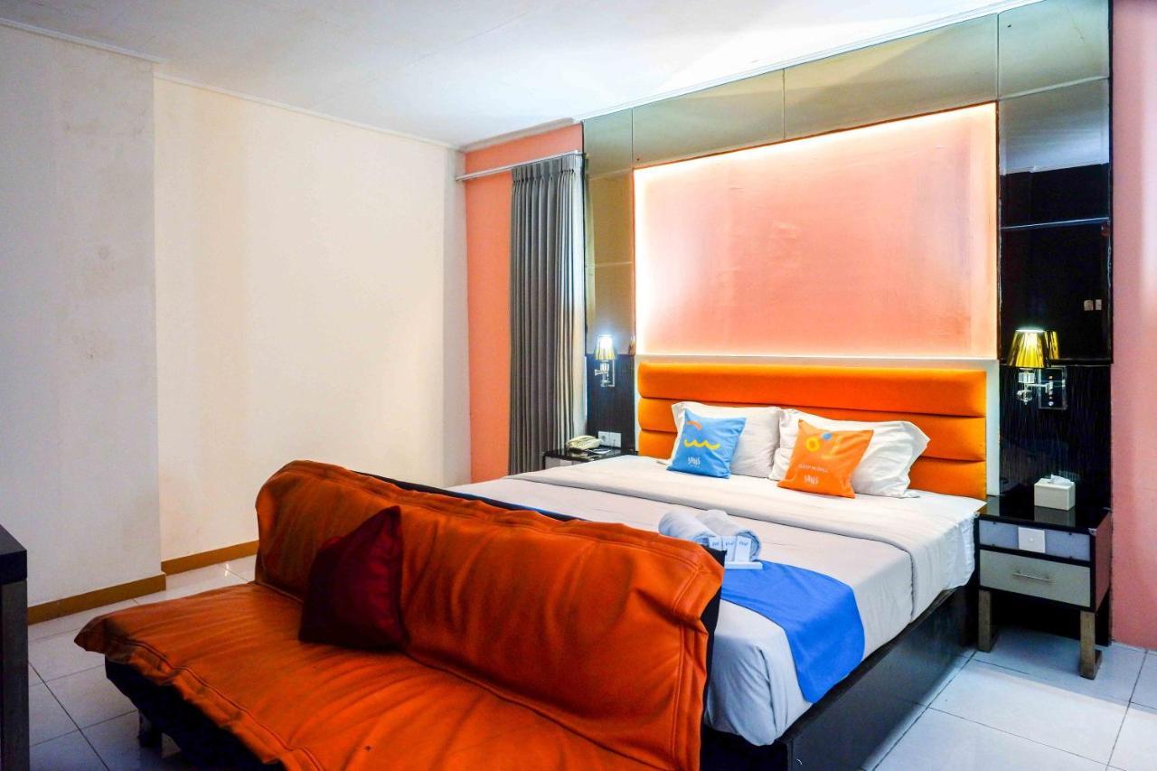Sans Hotel International Surabaya Gubeng Εξωτερικό φωτογραφία