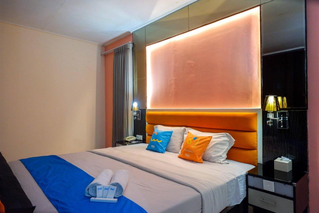 Sans Hotel International Surabaya Gubeng Εξωτερικό φωτογραφία