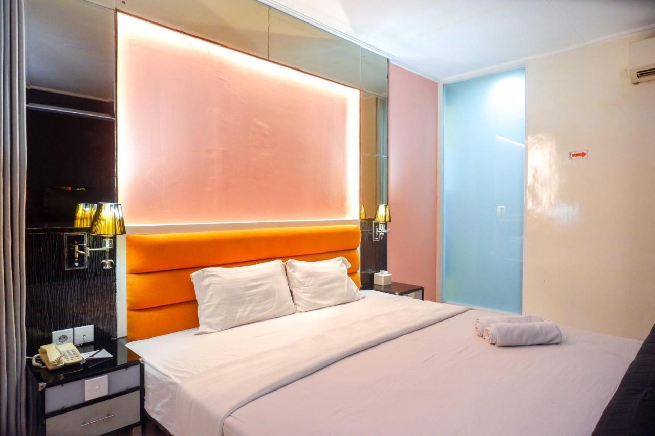 Sans Hotel International Surabaya Gubeng Εξωτερικό φωτογραφία