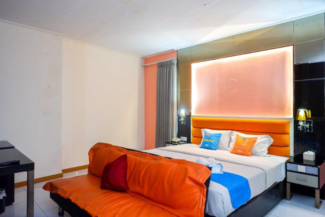 Sans Hotel International Surabaya Gubeng Εξωτερικό φωτογραφία