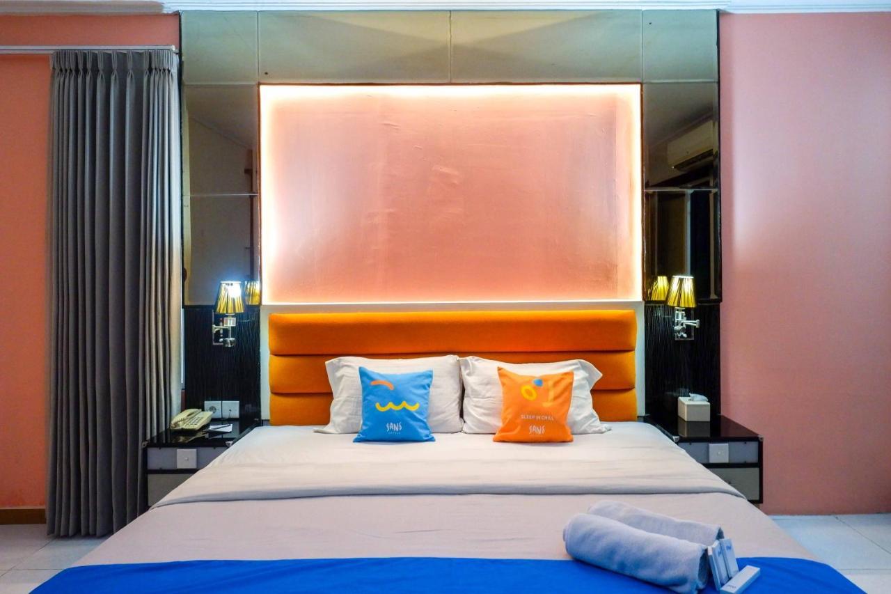 Sans Hotel International Surabaya Gubeng Εξωτερικό φωτογραφία