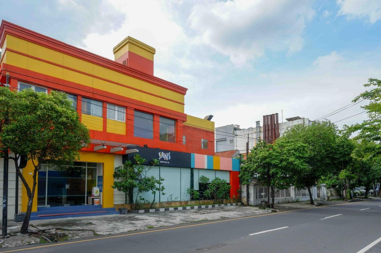 Sans Hotel International Surabaya Gubeng Εξωτερικό φωτογραφία