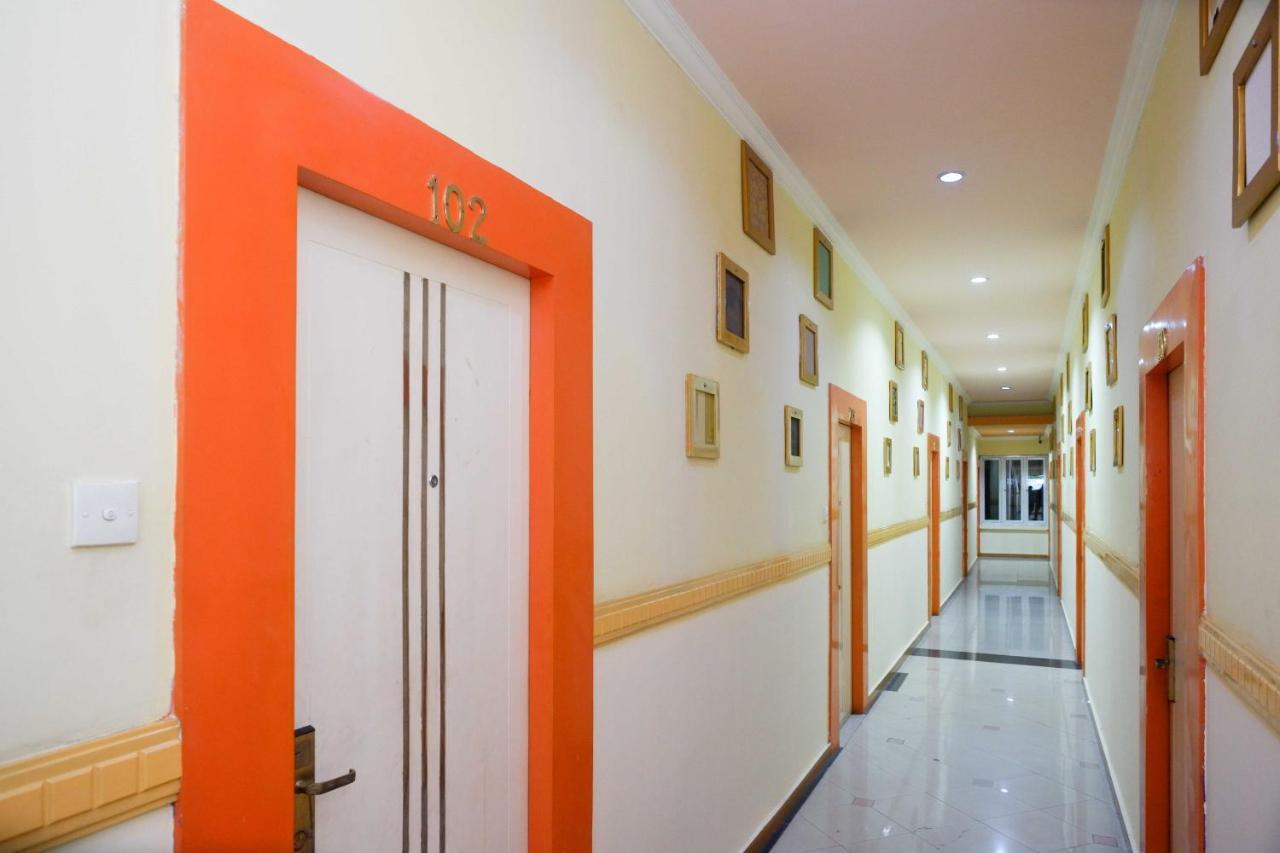 Sans Hotel International Surabaya Gubeng Εξωτερικό φωτογραφία