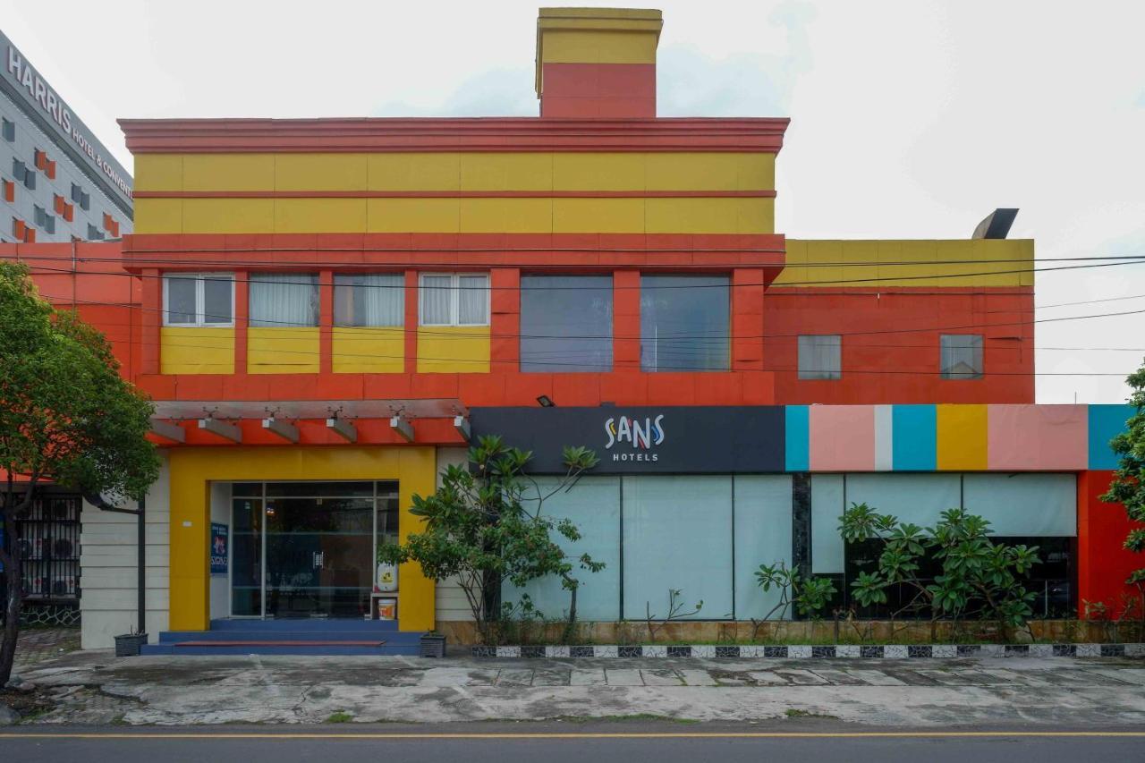 Sans Hotel International Surabaya Gubeng Εξωτερικό φωτογραφία